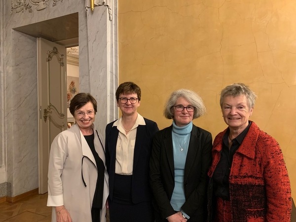 Doris Schmidauer, Lucia Greiner, Sr. Nathalie Becquart und Angelika Ritter-Grepl, (c) ÖPK